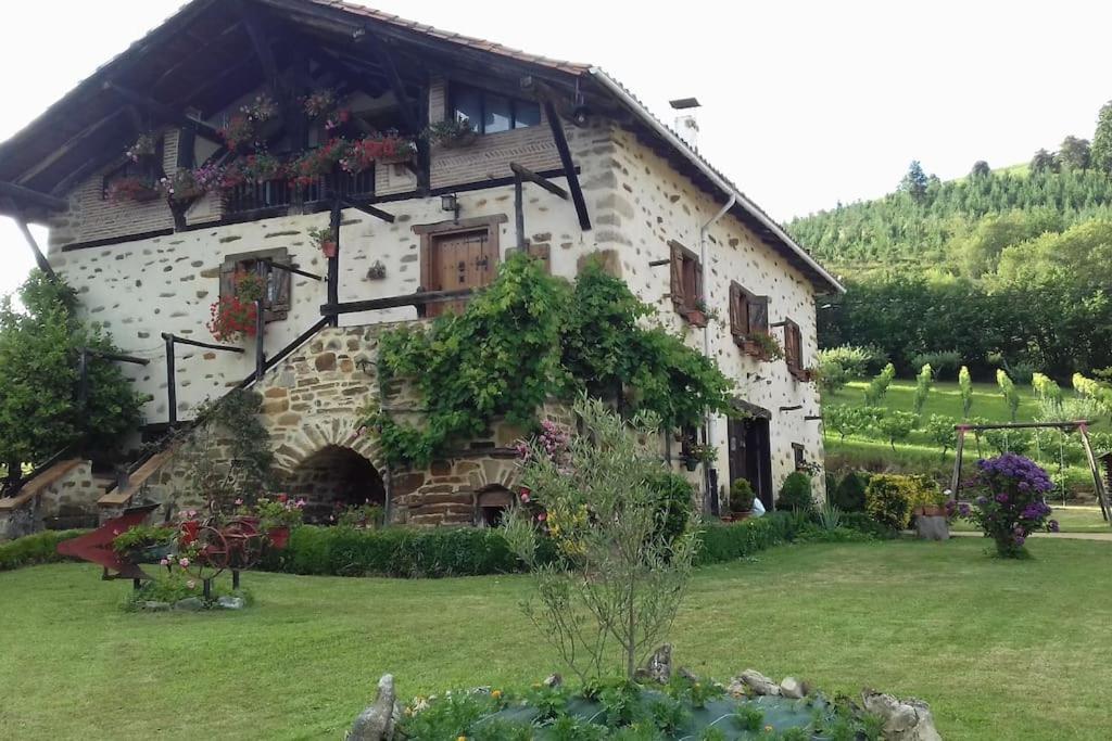 Caserio Vasco Con Piscina Y Barbacoa Orozko Eksteriør billede